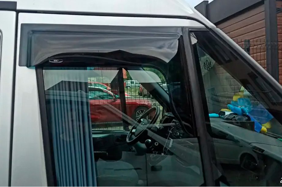 Ford Transit 2000–2014 Déflecteurs de Fenêtre (2 pcs, HIC) Image