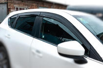 Mazda CX-5 2017–2025 Déflecteurs de Fenêtre (4 pcs, HIC) photo 6