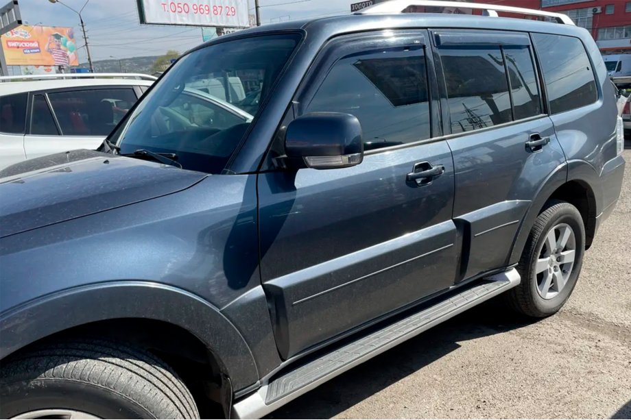 Mitsubishi Pajero Wagon IV 2006-2021 Déflecteurs de Fenêtre (4 pcs, HIC) Image