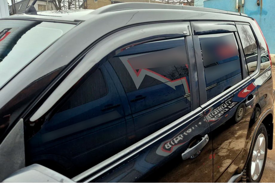 Nissan X-trail T30 2002-2007 Déflecteurs de Fenêtre (4 pcs, HIC) Photo 1
