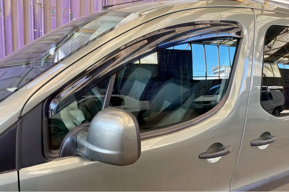 Peugeot Partner Tepee 2008-2018 Déflecteurs de Fenêtre (2 pcs, HIC) Image