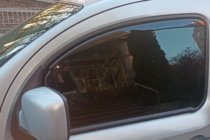 Renault Kangoo 2008–2020 Déflecteurs de vitre à encastrer (2 pcs, HIC) photo 5