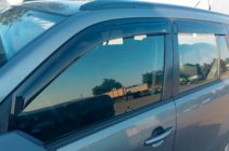 Suzuki Grand Vitara 2005-2017 Déflecteurs de Fenêtre (4 pcs, HIC) photo 9