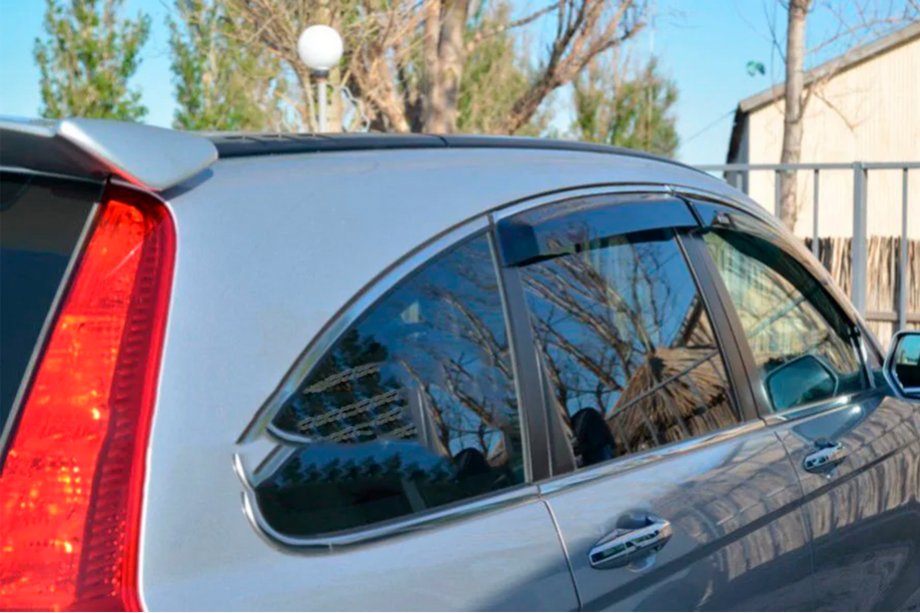 Honda CRV 2007-2011 Déflecteurs de vitres avec moulure chromée (4 pcs, HIC) Photo 5