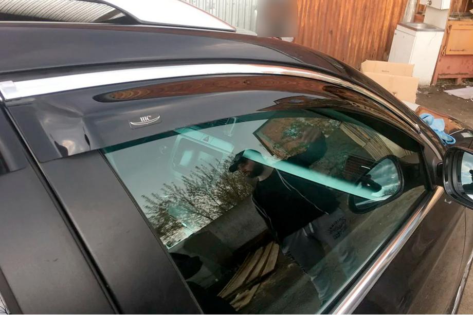 Volkswagen Passat B6 2006-2012 Déflecteurs de vitres avec moulure chromée SW (4 pcs, HIC) Image