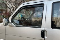 Volkswagen T4 Caravelle/Multivan 1990–2003 Déflecteurs de vitre à encastrer (2 pcs, HIC) photo 1