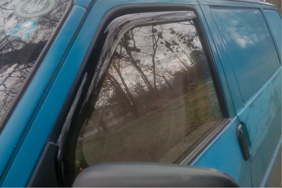 Volkswagen T4 Caravelle/Multivan 1990–2003 Déflecteurs de vitre à encastrer (2 pcs, HIC) Photo 7