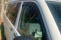 Volkswagen T5 Caravelle 2004-2010 Déflecteurs de vitre à encastrer (2 pcs, HIC) photo 5