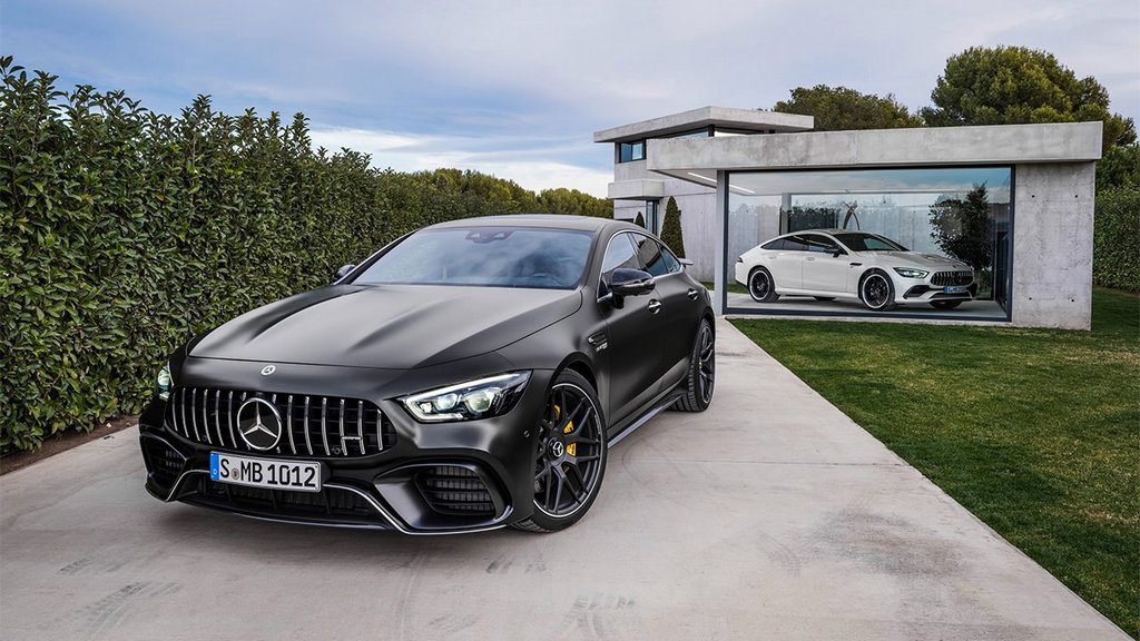 Revue de la Mercedes-Benz AMG GT 4 portes Coupé Sport Liftback
