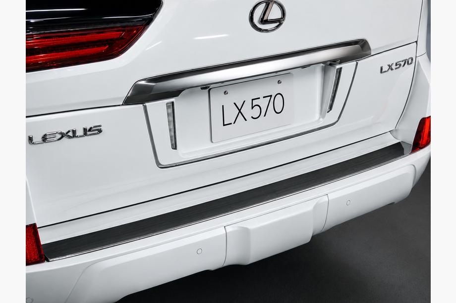 Lexus LX570/450d 2008-2022 Support arrière de plaque d'immatriculation LED (2007-2023) Noir Photo 4