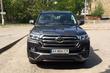 Nous vous proposons un restyling de la Toyota LandCruiser 200 photo 25