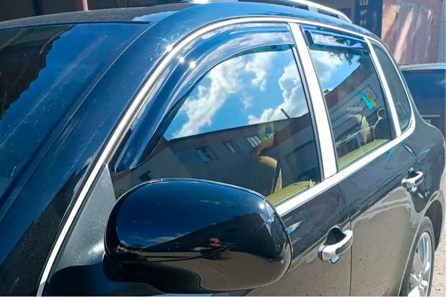 Porsche Cayenne 2003–2010 Déflecteurs de Fenêtre (4 pcs, HIC) Photo 1