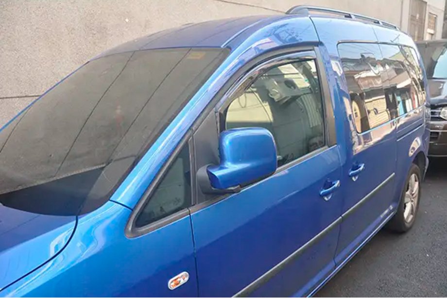 Peugeot Partner Tepee 2008-2018 Déflecteurs de vitre à encastrer (2 pcs, HIC) Image
