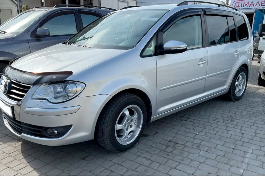 Volkswagen Touran 2003-2010 Déflecteurs de Fenêtre (4 pcs, HIC) Photo 4