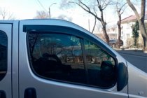 Nissan Primastar 2002-2014 Déflecteurs de Fenêtre (2 pcs, HIC) photo 2