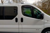 Renault Trafic 2001–2015 Déflecteurs de vitre à encastrer (2 pcs, HIC) photo 2