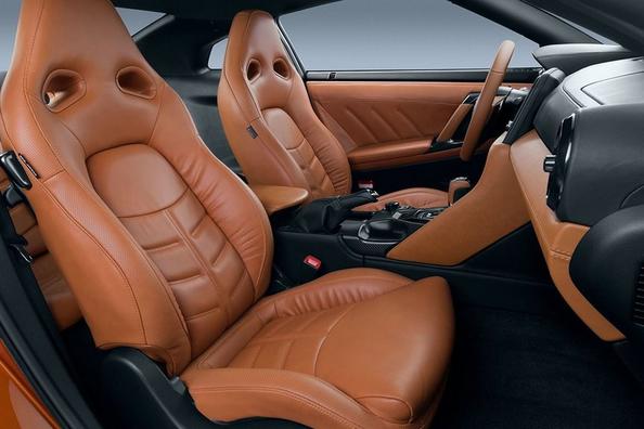 Coupé sport à traction intégrale Nissan GT-R Photo 8