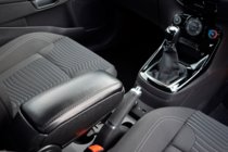 Renault Duster 2018-2024 Accoudoir (dans porte-gobelet) photo 5