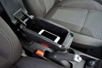 Renault Duster 2018-2024 Accoudoir (dans porte-gobelet) photo 3