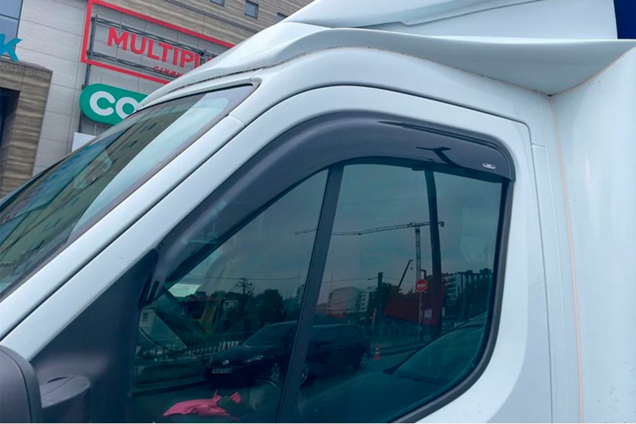 Nissan NV400 2010-2024 Déflecteurs de Fenêtre (2 pcs, HIC) Image