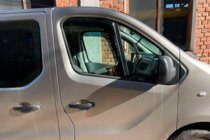 Opel Vivaro 2015-2019 Déflecteurs de vitre à encastrer (2 pcs, HIC) photo 3