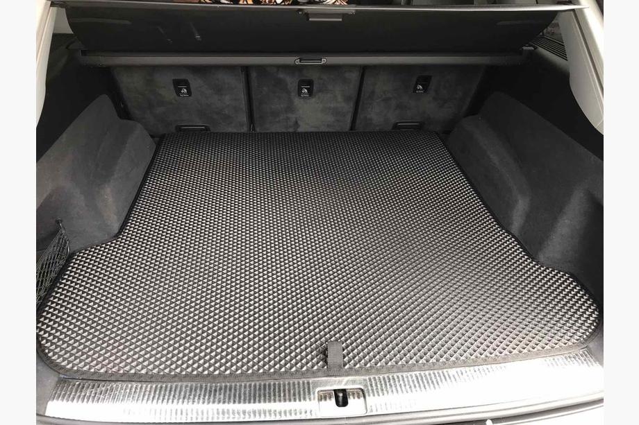 Audi Q7 2015–2026 Tapis de coffre (EVA, Noir) Image