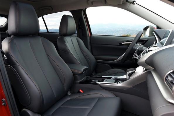 Présentation crossover Mitsubishi Eclipse Cross Photo 5