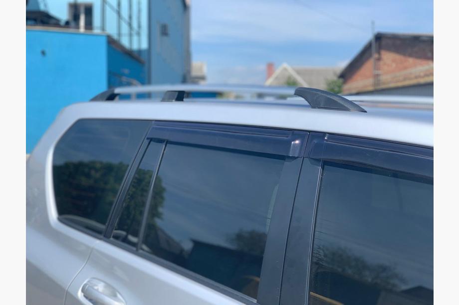 Toyota Land Cruiser Prado 150 2009-2023 Barres de toit design turc (Chrome, 2 pcs) Pieds en plastique Photo 3