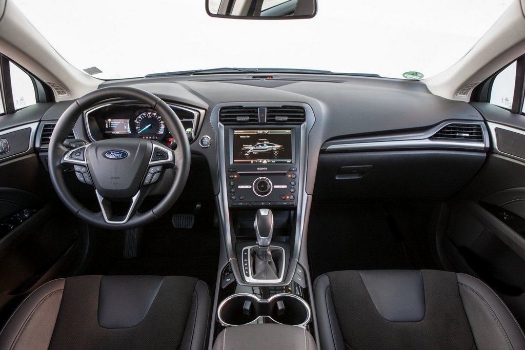 Revue de la berline intermédiaire Ford Mondeo