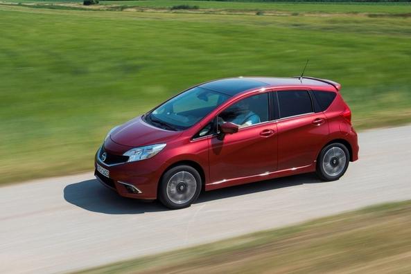 Examen de la minifourgonnette sous-compacte Nissan Note