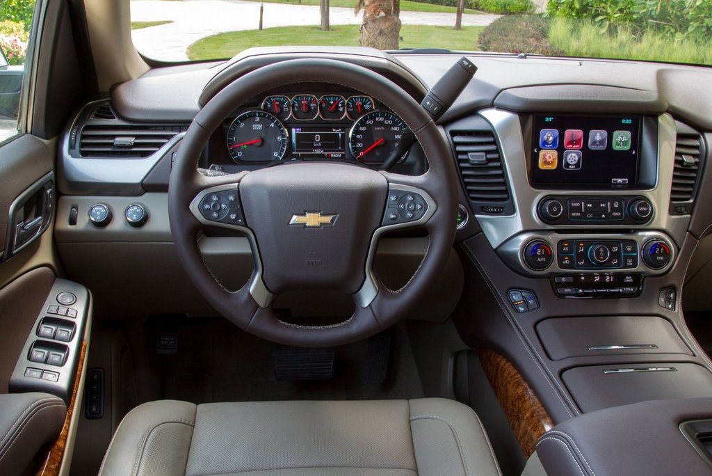 Un grand suv de Chevrolet Tahoe