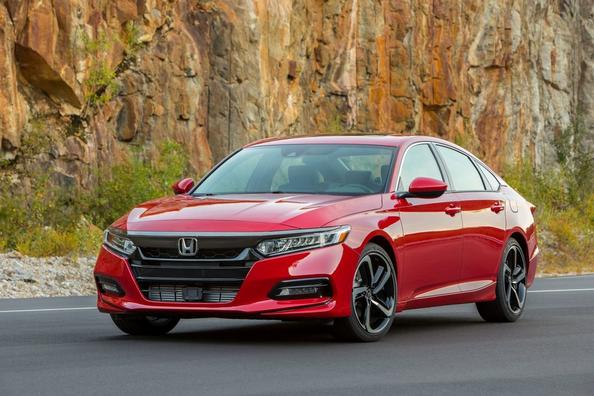 Présentation de la dixième génération de la berline Honda Accord Photo 1