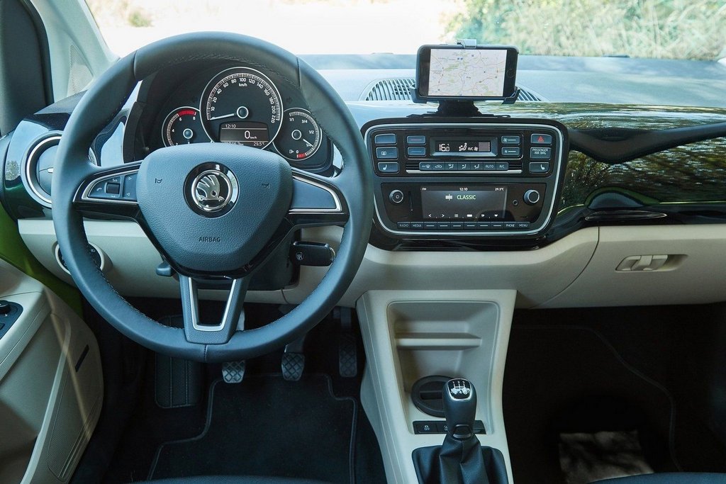 Examen urbain de la berline Skoda Citigo