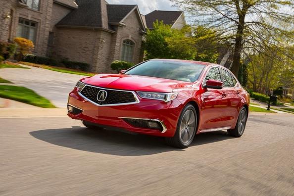 Version restylée de la berline Acura TLX Photo 8
