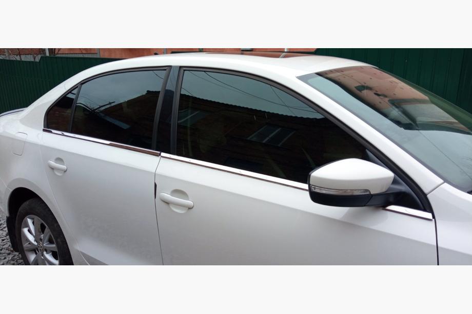 Volkswagen Jetta 2011-2018 Baguettes de fenêtre inférieures inox (6 pcs) Carmos - Acier Inoxydable Turc Image