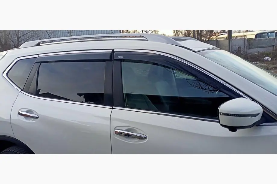 Nissan X-trail T32/Rogue 2014-2021 Déflecteurs de Vitres avec Moulure Chromée (4 pcs, Niken) Photo 4