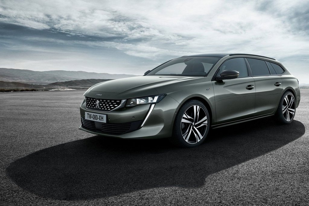 Examen de la deuxième génération de break Peugeot 508 SW