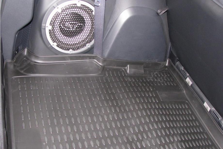 Citroen C-Crosser 2007-2013 Tapis de coffre en caoutchouc (Novline) avec caisson de basses pour crossover (2007↗) Photo 2