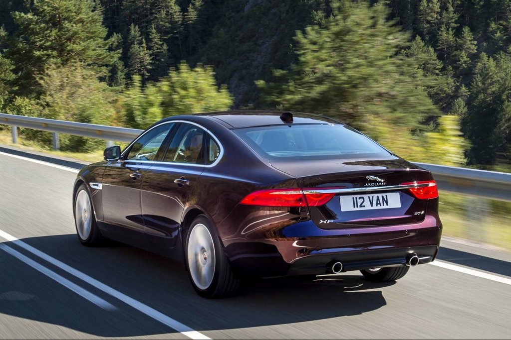 La deuxième génération de la grande berline Jaguar XF