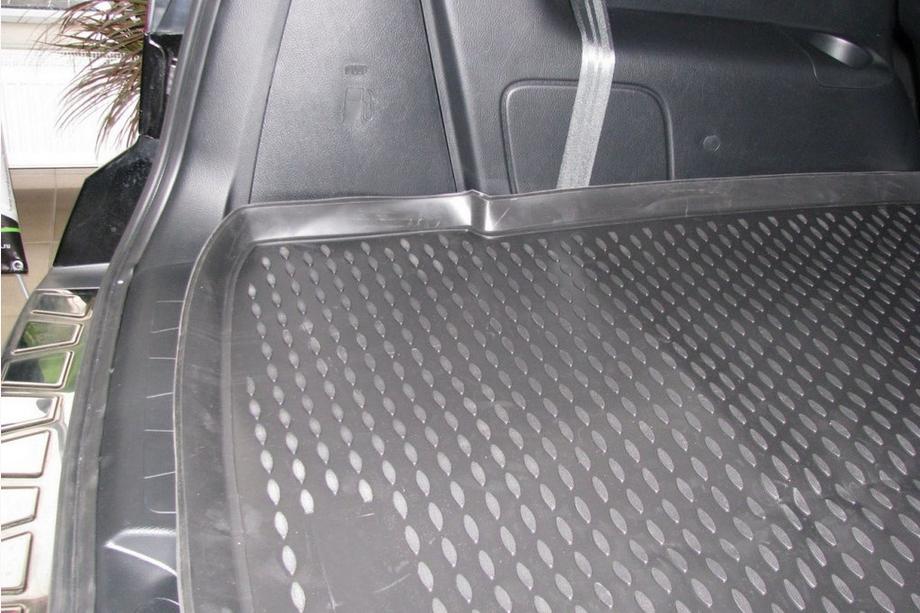 Kia Mohave 2008-2016 (2009↗︎) Tapis de coffre caoutchouc long (Novline) SW Photo 4