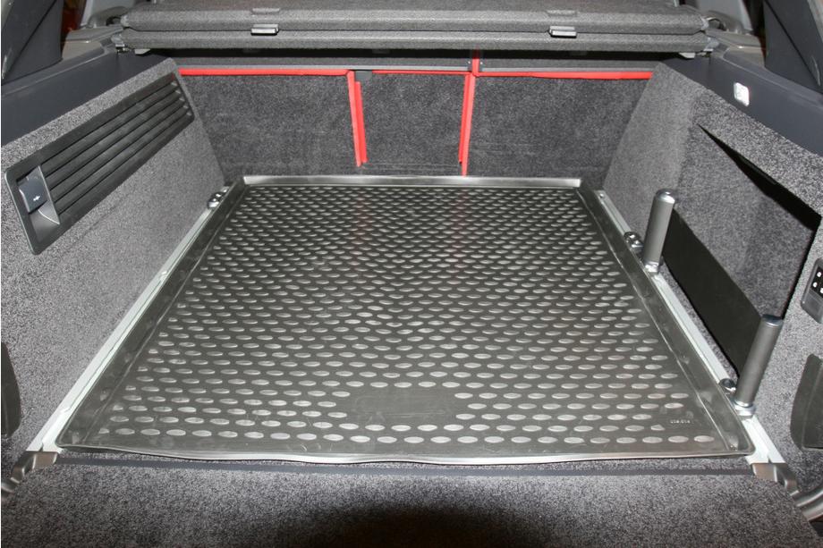 Range Rover IV L405 2013-2021 Tapis de coffre avec barres (Novline) SUV Photo 2