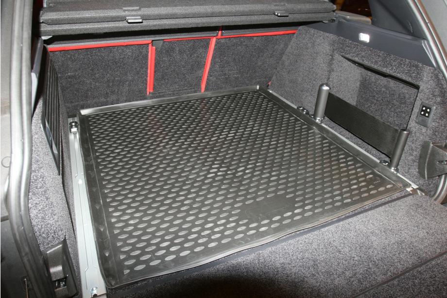 Range Rover IV L405 2013-2021 Tapis de coffre avec barres (Novline) SUV Photo 4