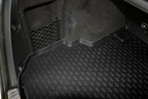 Mercedes GLK class X204 2008-2015 (2012↗) Tapis de coffre en caoutchouc avec découpe pour poignée (Novline) SUV photo 2
