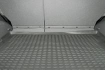 SsangYong Kyron 2005-2014 Tapis de coffre caoutchouc (Novline) Introduction. (Variante 2) photo 3
