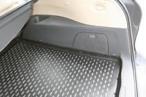 Subaru Tribeca 2005-2014 (2011↗) Tapis de coffre (Novline) DM SUV (5 places) photo 2