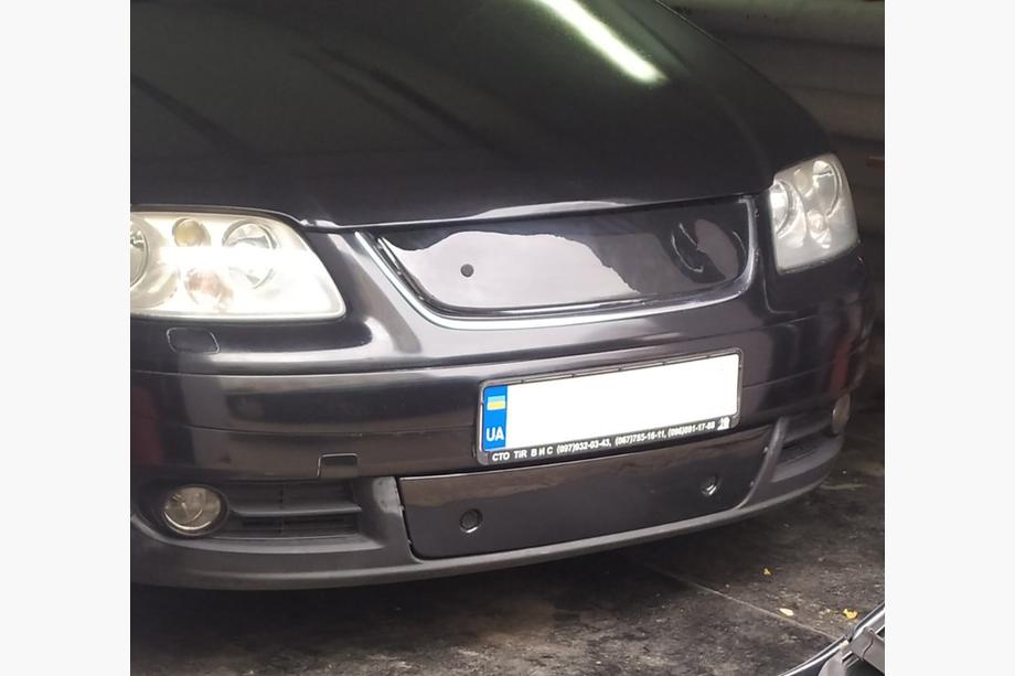 Volkswagen Touran 2003-2010 Grille d'hiver (supérieure, 2003-2006) Photo 7