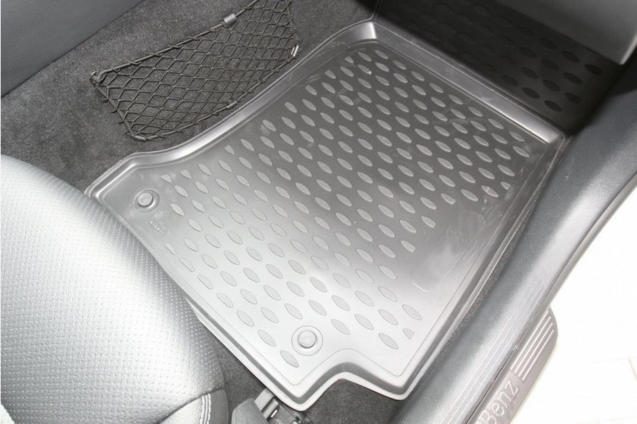 Mercedes C-class W205 2014-2021 Tapis de sol en caoutchouc (4 pcs, Novline) SD Photo 3
