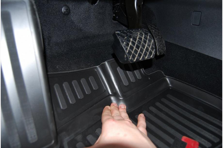 Skoda Superb 2015-2024 Tapis de sol en caoutchouc 3D pour habitacle (4 pcs, Novline) Photo 2