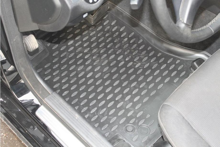 Mercedes C-class W204 2007-2015 Tapis de sol en caoutchouc (4 pcs, Novline) Photo 5