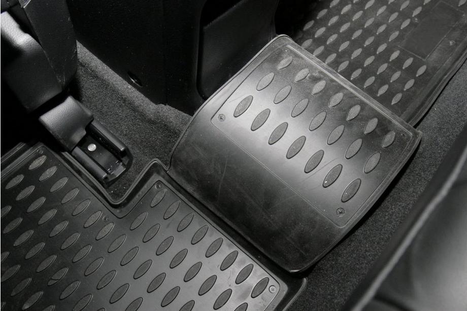 Nissan X-trail T31 2007-2014 Tapis de sol en caoutchouc (4 pcs, Novline) Photo 4